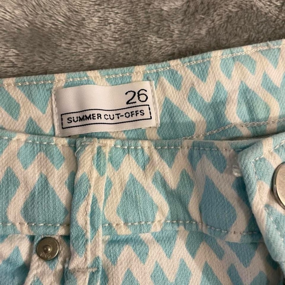 GAP Blue and White Jean Shorts - Picture 2 of 3